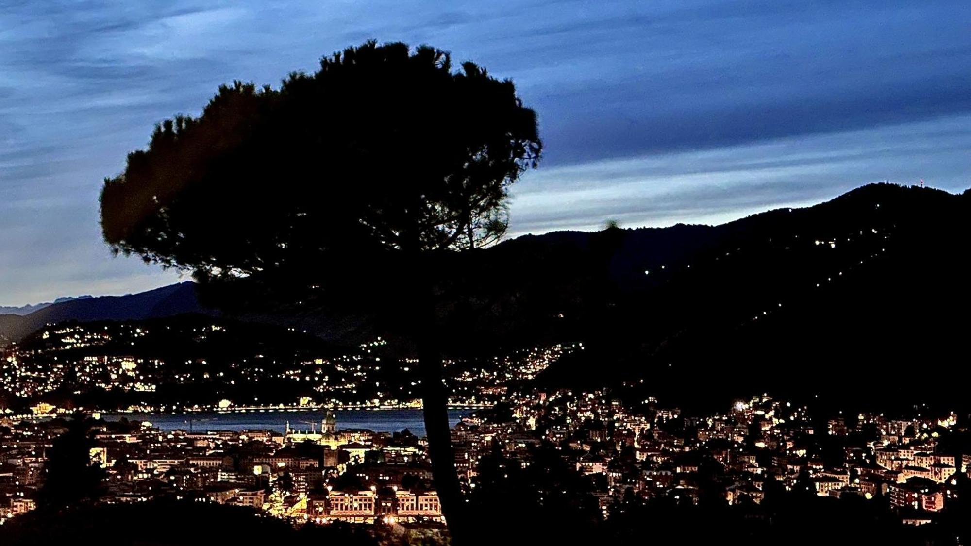 View Côme